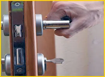 Cleveland Express Locksmith Cleveland, OH 216-606-9017 - 7-lock-installation